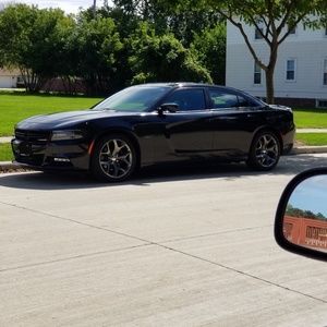 Meet your Posher, Charles